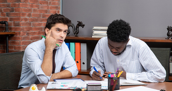 Accountant vs DIY Accounting: What's Best?